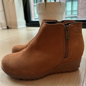 Sorel Women’s Suede Evie Pull-on Wedge Bootie